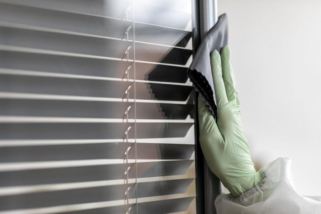 Blinds Cleaning
